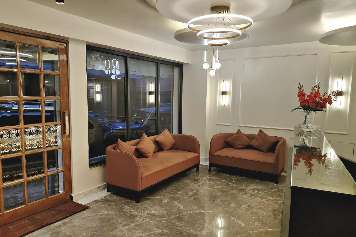 Serenity Taksa Palace Hotel Darjeeling  Exterior photo